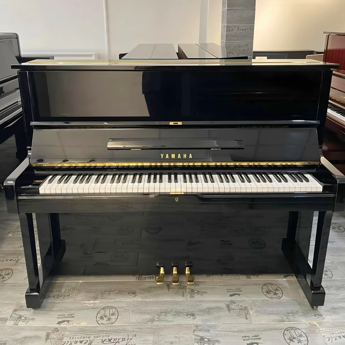 Đàn Piano cơ upright Yamaha U1H