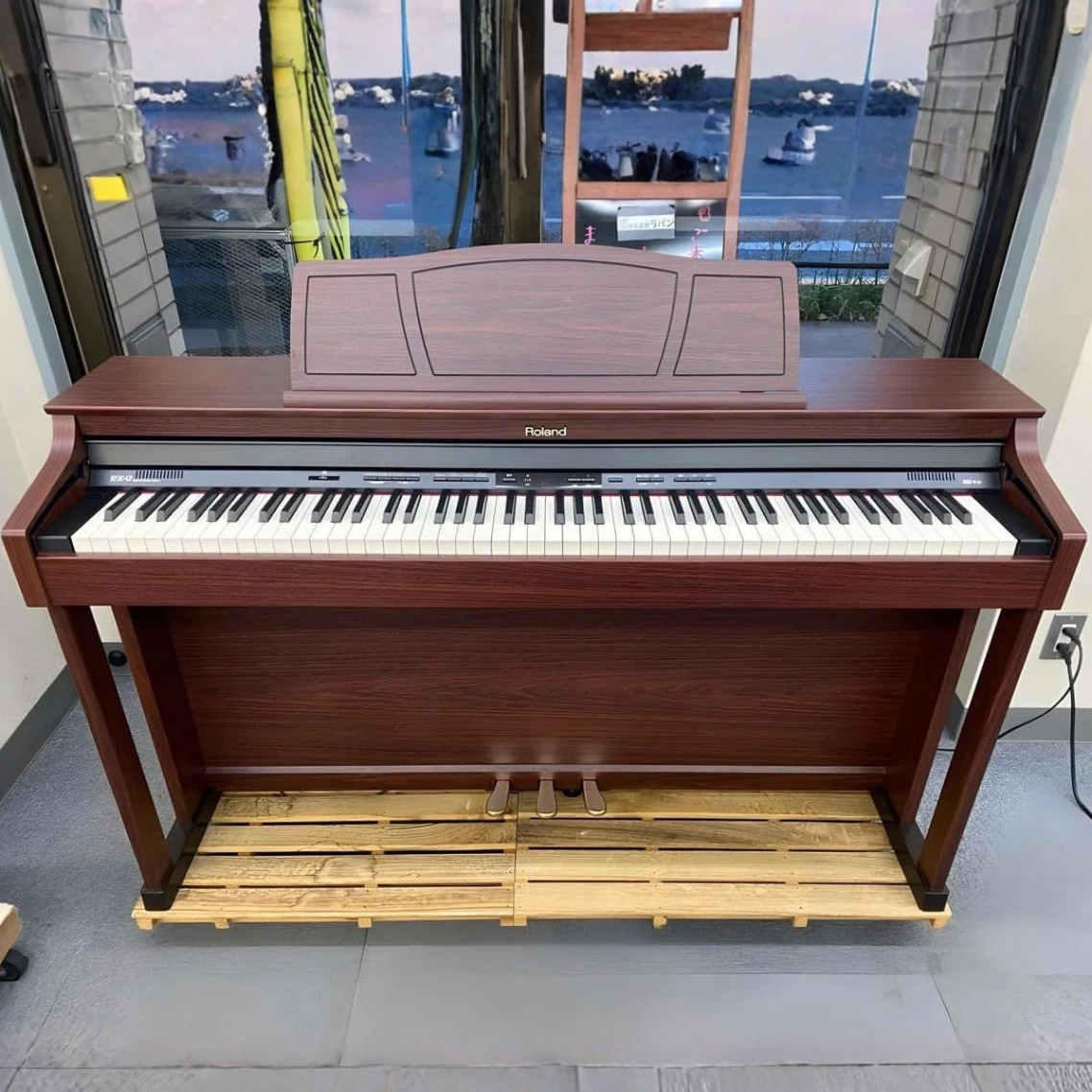 Đàn Piano điện Roland HP305